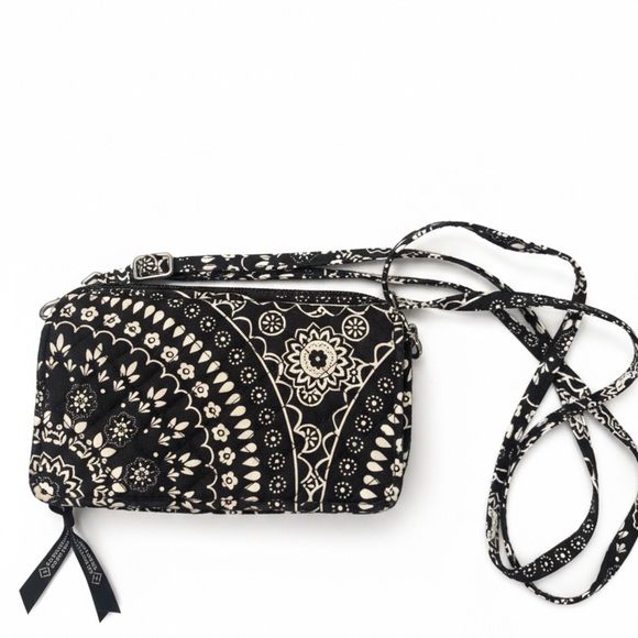 Vera Bradley Handbags - Vera Bradley Black and White Bandana Wallet Purse